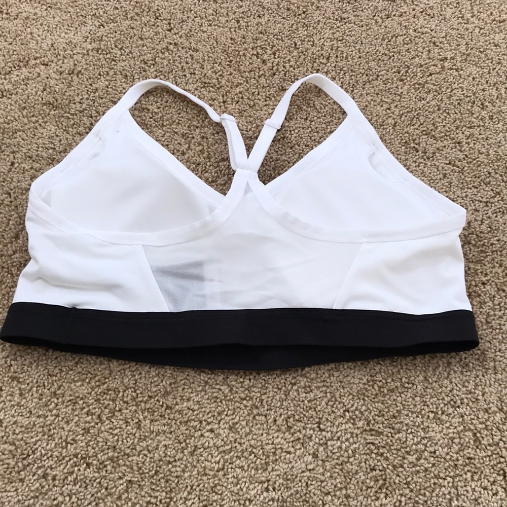 New! Nike White XL light support bra with mesh - Picture 2 of 5